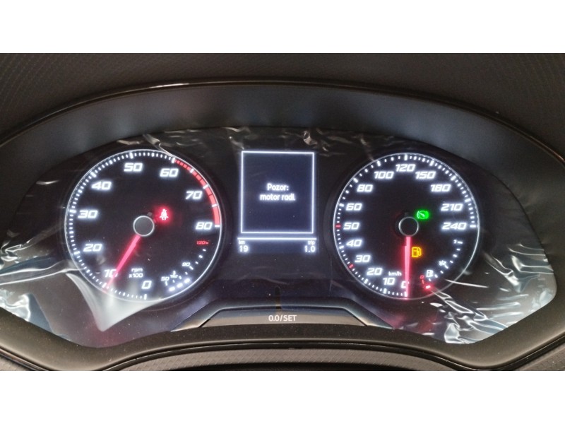 Recambio de cuadro instrumentos para seat arona xperience referencia OEM IAM 6F0920740D  
