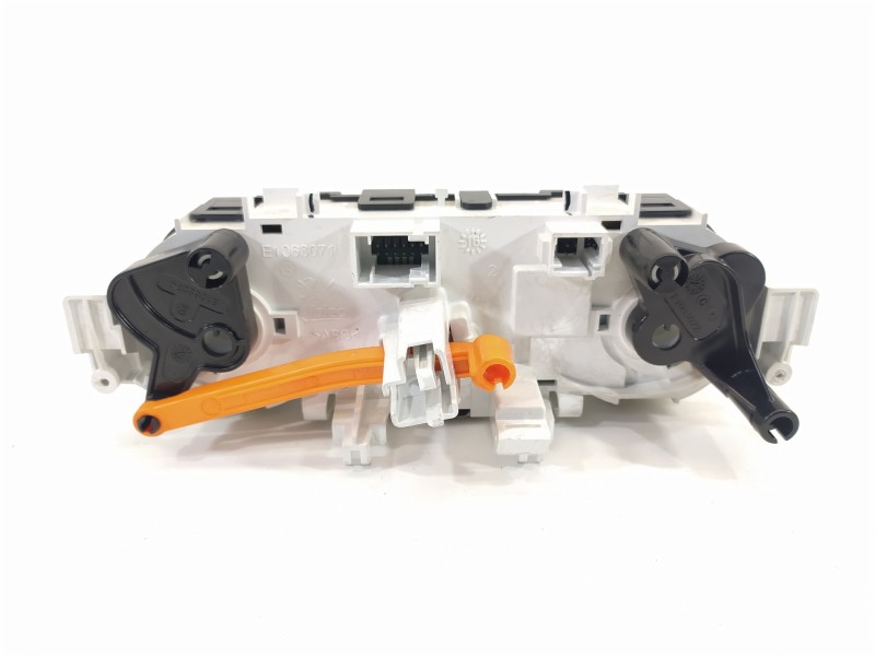 Recambio de mando calefaccion / aire acondicionado para peugeot 208 access referencia OEM IAM 96722483ZD T1013332G 