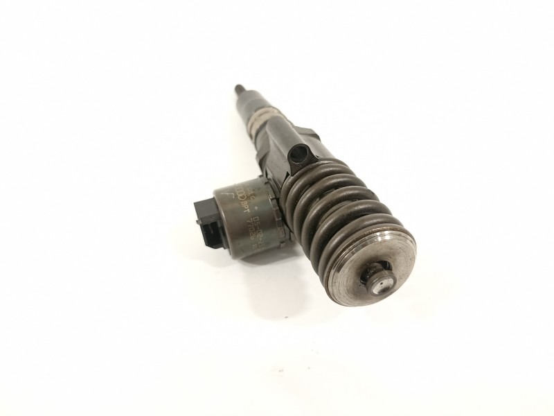 Recambio de inyector para audi a3 (8p) 2.0 tdi ambiente referencia OEM IAM 03G130073G 0414720404 
