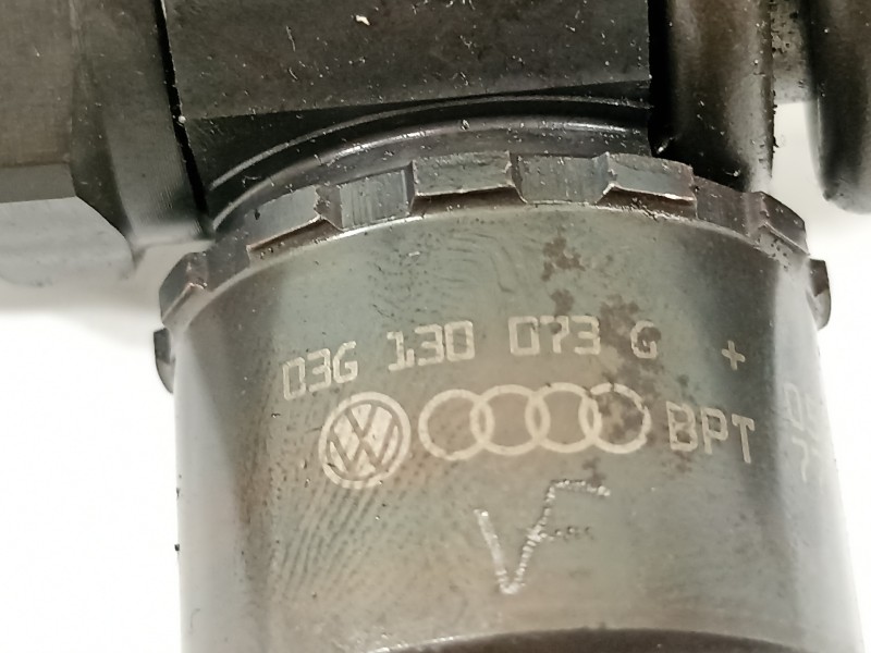 Recambio de inyector para audi a3 (8p) 2.0 tdi ambiente referencia OEM IAM 03G130073G 0414720404 
