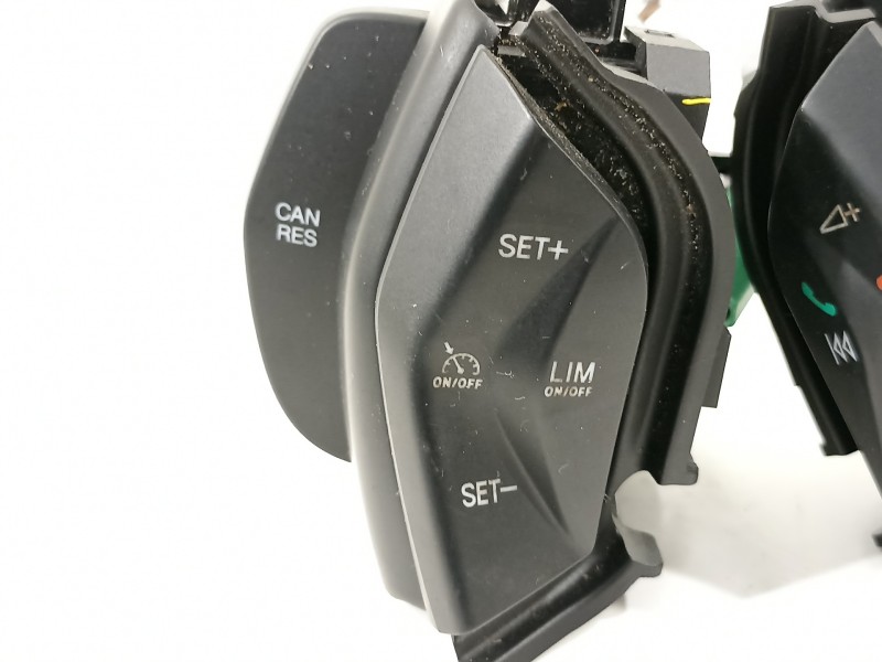 Recambio de mando volante para ford c-max titanium referencia OEM IAM AM5T14K147DB AM5T14K147DB AM5T9E740AA