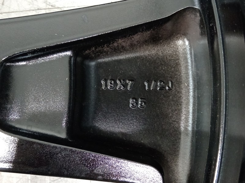 Recambio de llanta para nissan juke (f16) referencia OEM IAM R09901  