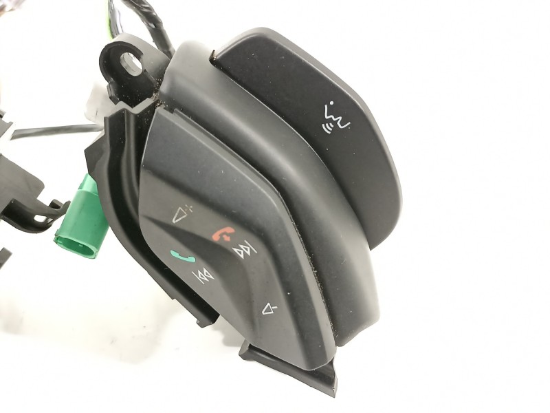 Recambio de mando volante para ford c-max titanium referencia OEM IAM AM5T14K147DB AM5T14K147DB AM5T9E740AA