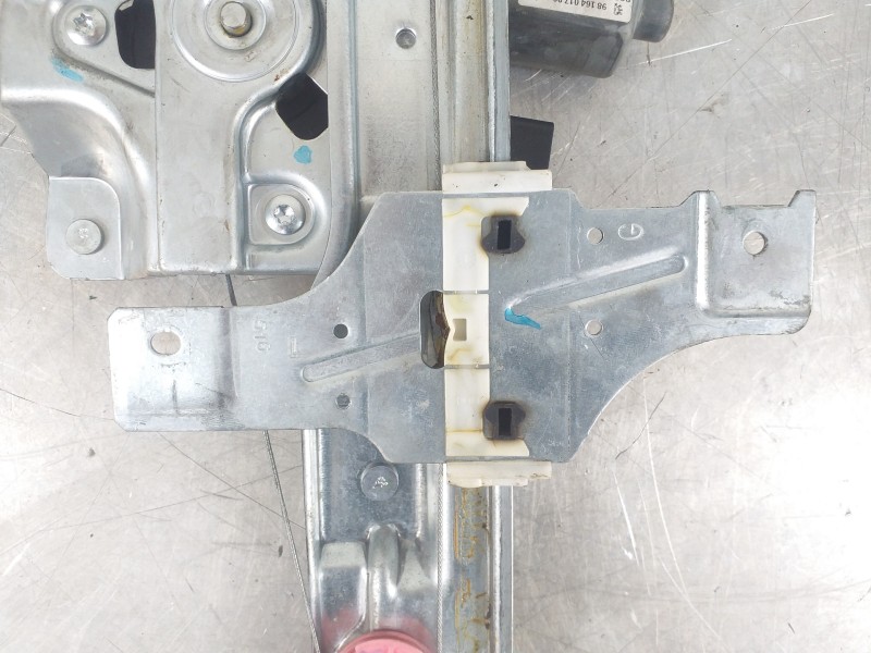 Recambio de elevalunas delantero izquierdo para peugeot 208 access referencia OEM IAM 9816402180 9816401780 0130822969