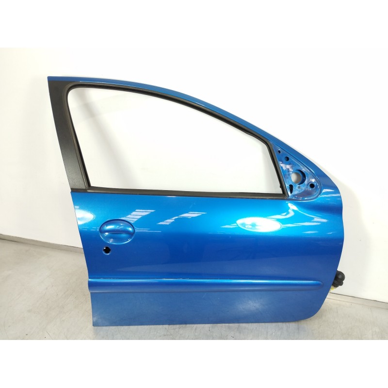 Recambio de puerta delantera derecha para peugeot 206 sw x-line referencia OEM IAM 9004L2P  