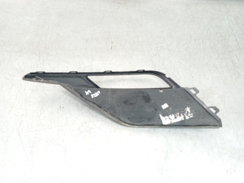 Recambio de rejilla paragolpes derecha para seat leon st (5f8) x-perience titan desert 4drive referencia OEM IAM 5F0853666H  