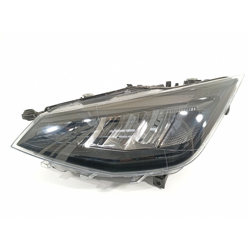 Recambio de faro izquierdo para seat arona xperience referencia OEM IAM 6F1941005E  