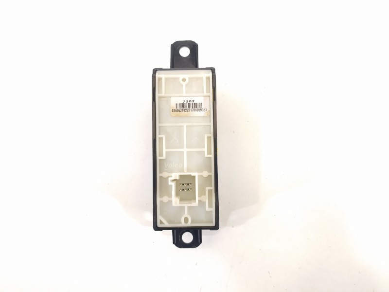 Recambio de mando multifuncion para peugeot 208 access referencia OEM IAM 98097243XU01  