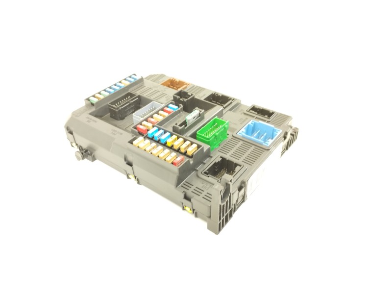 Recambio de caja reles / fusibles para peugeot 208 access referencia OEM IAM 9807531680 21416966 