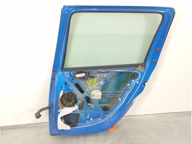Recambio de puerta trasera derecha para peugeot 206 sw x-line referencia OEM IAM 9008J4  