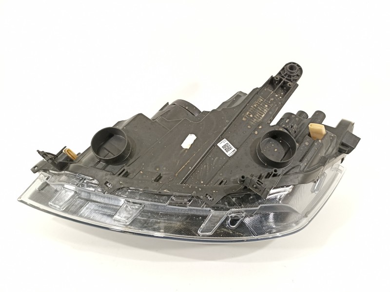 Recambio de faro derecho para seat arona xperience referencia OEM IAM 6F1941006E  