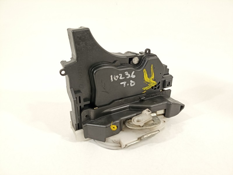 Recambio de cerradura puerta trasera derecha para citroën c-crosser xtr referencia OEM IAM   