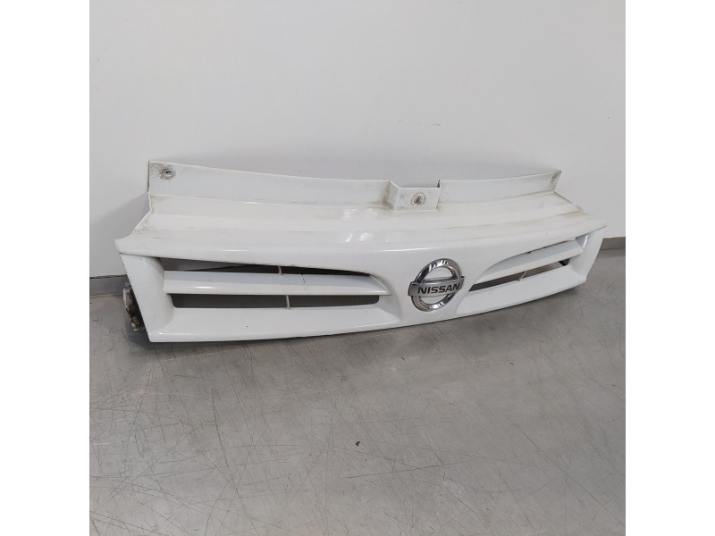 Recambio de rejilla delantera para nissan primastar (x83) combi 6 asientos batalla 2,78t referencia OEM IAM 8200137047  