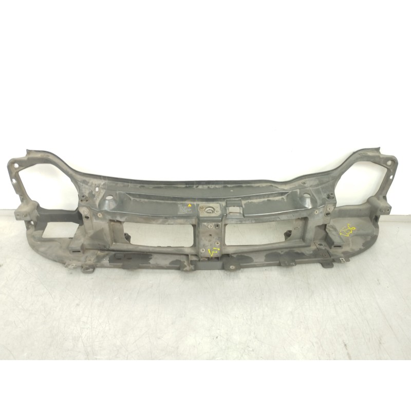 Recambio de panel frontal para nissan primastar (x83) combi 6 asientos batalla 2,78t referencia OEM IAM 8200162317 8200162318 82