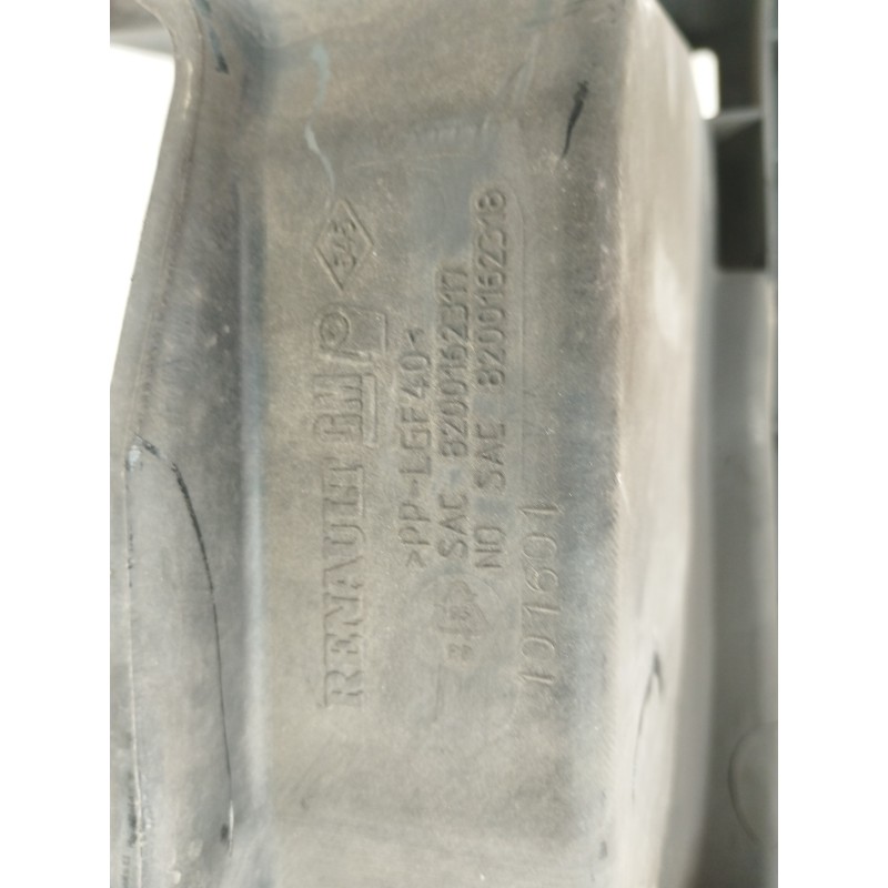 Recambio de panel frontal para nissan primastar (x83) combi 6 asientos batalla 2,78t referencia OEM IAM 8200162317 8200162318 82