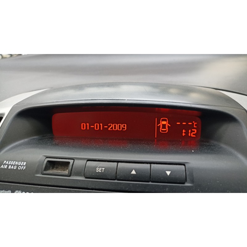 Recambio de pantalla multifuncion para kia cee´d 1.6 crdi cat referencia OEM IAM 957101H700  