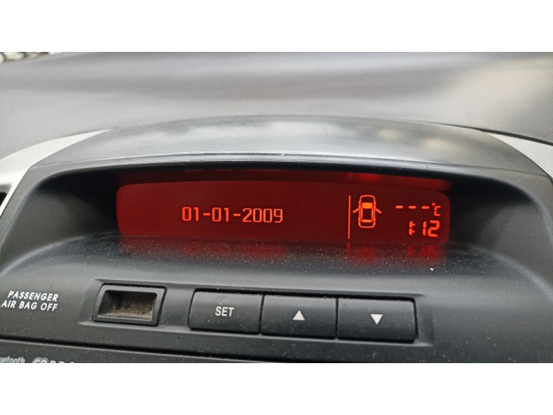 Recambio de pantalla multifuncion para kia cee´d 1.6 crdi cat referencia OEM IAM 957101H700  