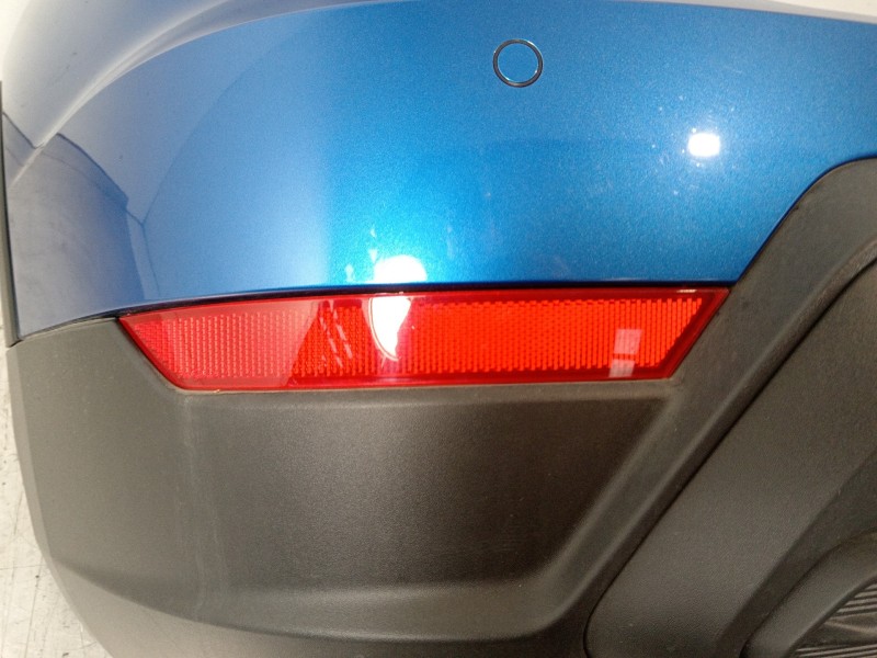 Recambio de paragolpes trasero para seat arona xperience referencia OEM IAM 6F9807421  