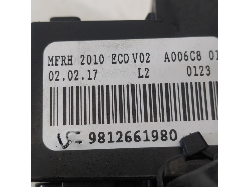 Recambio de caja reles / fusibles para peugeot 208 access referencia OEM IAM 9812661980  