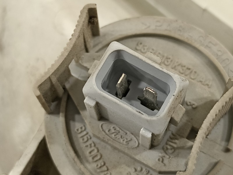 Recambio de piloto delantero derecho para ford fiesta berl./express super referencia OEM IAM 1062434 97FX13368BA 93FG13368AA