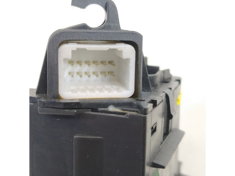 Recambio de mando multifuncion para renault scenic ii adventure by coronel tapiocca referencia OEM IAM 8200206738   Recambio de mando multifuncion para renault scenic ii adventure by coronel tapiocca referencia OEM IAM 8200206738