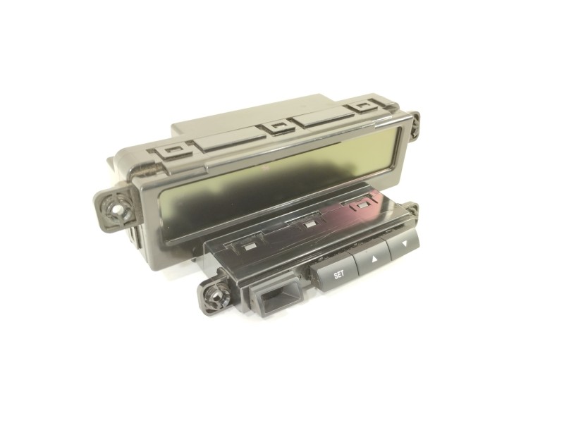 Recambio de pantalla multifuncion para kia cee´d 1.6 crdi cat referencia OEM IAM 957101H700  