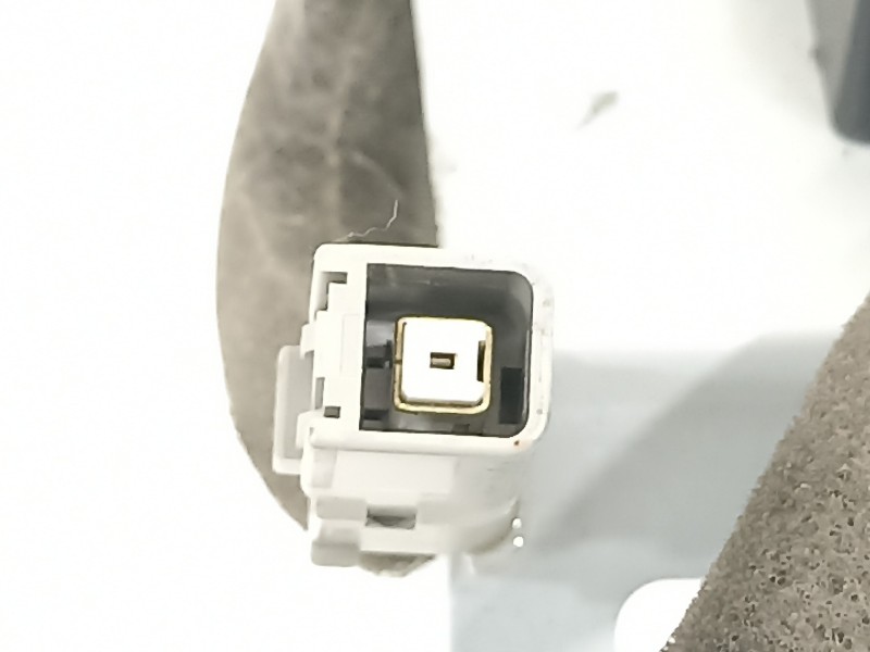 Recambio de antena para citroën c-crosser xtr referencia OEM IAM 8751A004  