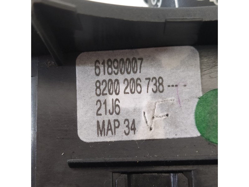 Recambio de mando multifuncion para renault scenic ii adventure by coronel tapiocca referencia OEM IAM 8200206738   Recambio de mando multifuncion para renault scenic ii adventure by coronel tapiocca referencia OEM IAM 8200206738