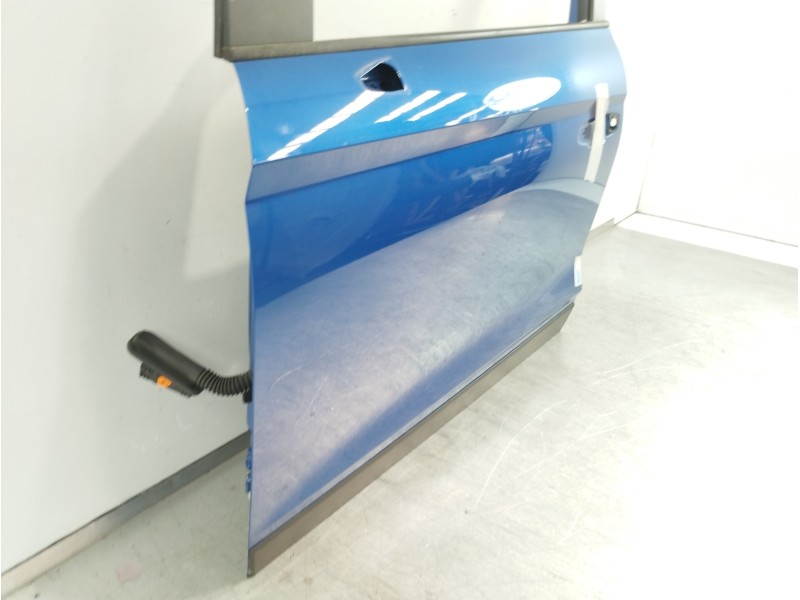 Recambio de puerta delantera izquierda para seat arona xperience referencia OEM IAM 6F9831311A  