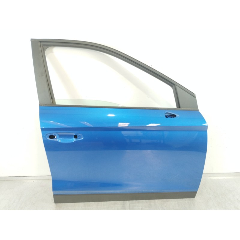 Recambio de puerta delantera derecha para seat arona xperience referencia OEM IAM 6F9831312A  