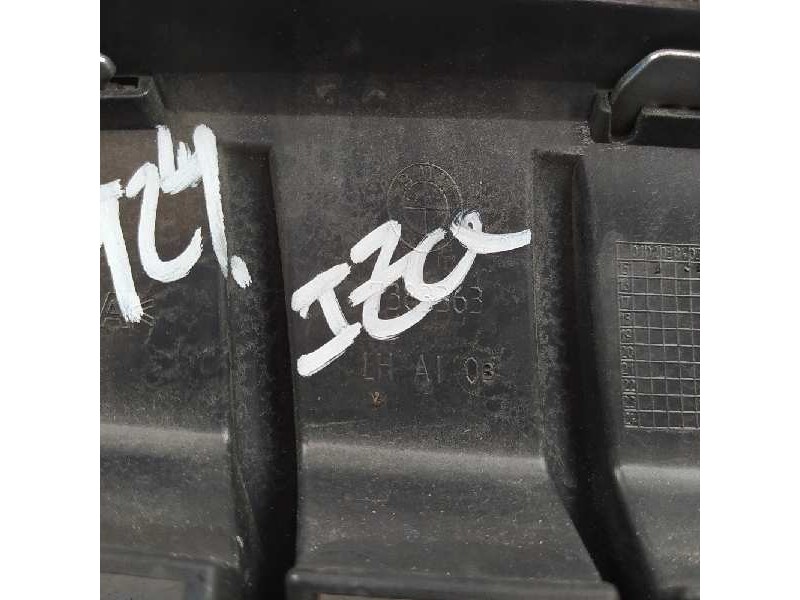 Recambio de rejilla paragolpes central para bmw serie x1 (f48) xdrive20d sport line referencia OEM IAM 7383363  