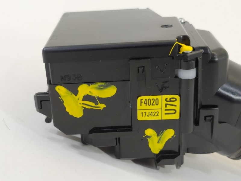 Recambio de mando limpia para toyota c-hr ax1t(eu,m)/zyx10(h)/zyx10l-ahxgbw(3a) referencia OEM IAM F402017J422  