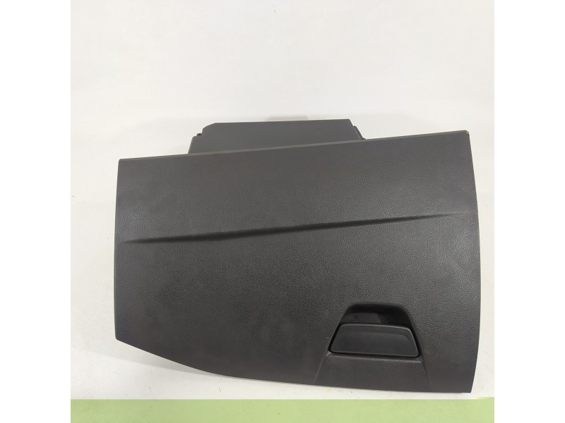 Recambio de guantera para ford focus lim. (cb8) edition referencia OEM IAM BM51A06044  