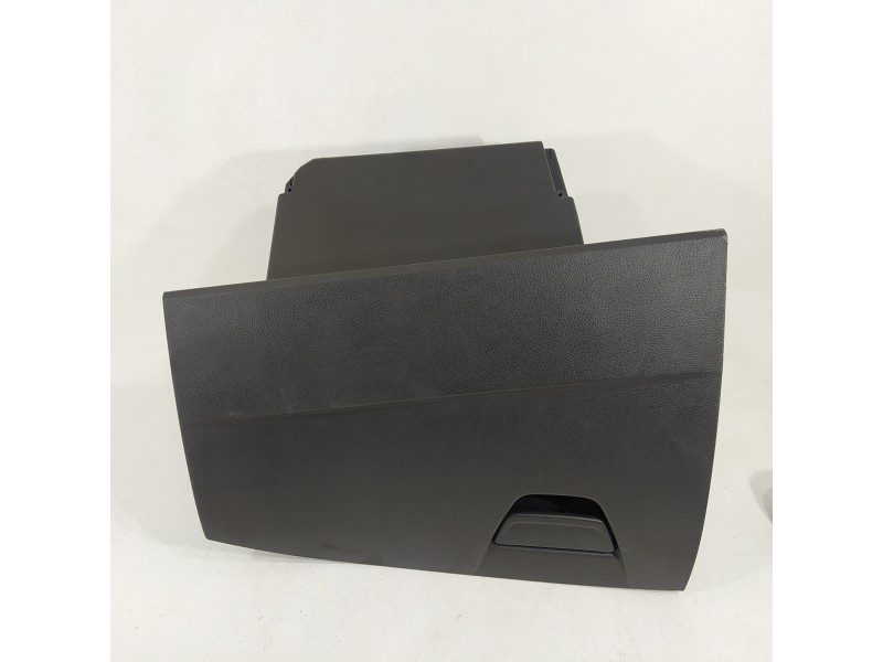 Recambio de guantera para ford focus lim. (cb8) edition referencia OEM IAM BM51A06044  