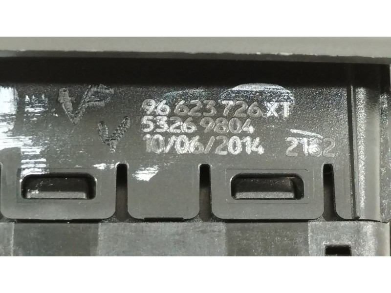 Recambio de mando elevalunas trasero derecho para citroën c5 station wagon millenium referencia OEM IAM 96623726XT  