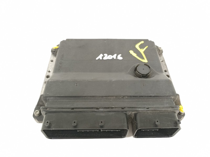 Recambio de centralita motor uce para toyota auris luna referencia OEM IAM 8966102D91  