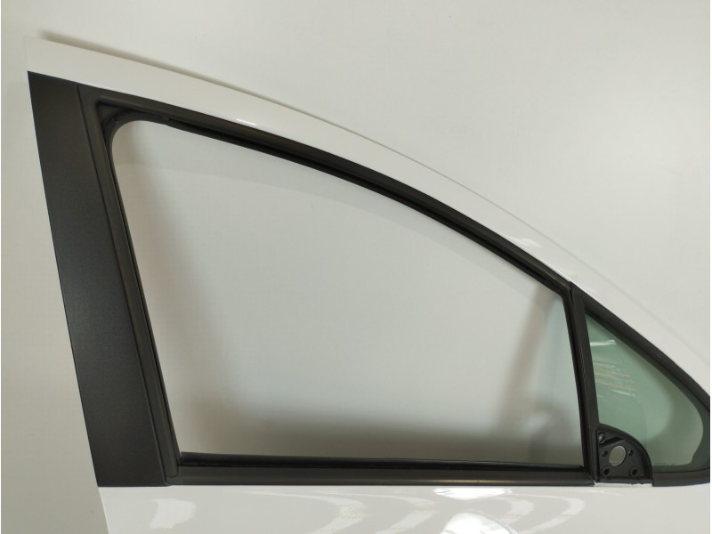 Recambio de puerta delantera derecha para peugeot 307 berlina (s2) 1.6 16v hdi referencia OEM IAM   