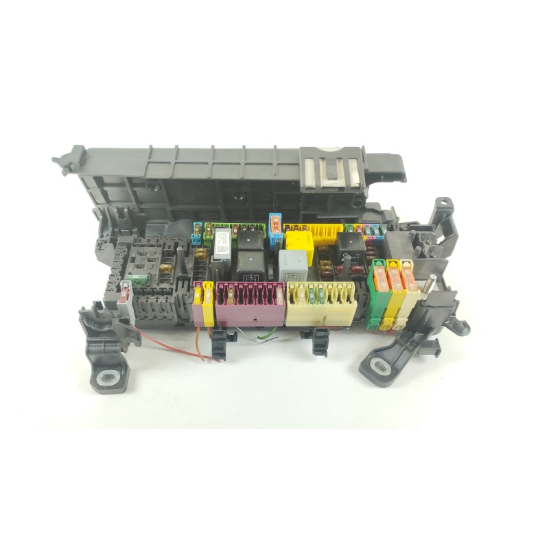 Recambio de caja reles / fusibles para mercedes-benz clase b (w246) b 200 cdi be (246.201) referencia OEM IAM A2469066600 A24654