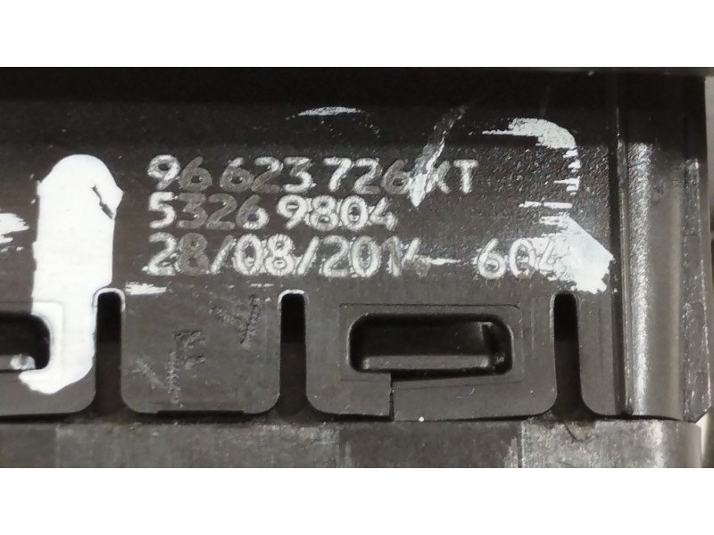 Recambio de mando elevalunas trasero izquierdo para citroën c5 station wagon millenium referencia OEM IAM 96623726XT  