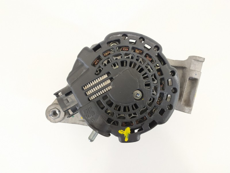 Recambio de alternador para kia ceed business referencia OEM IAM 373002U200 61005074 