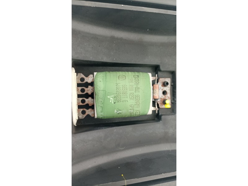 Recambio de resistencia calefaccion para volkswagen new beetle cabriolet (1y7) 1.9 tdi referencia OEM IAM 1J0819022A  