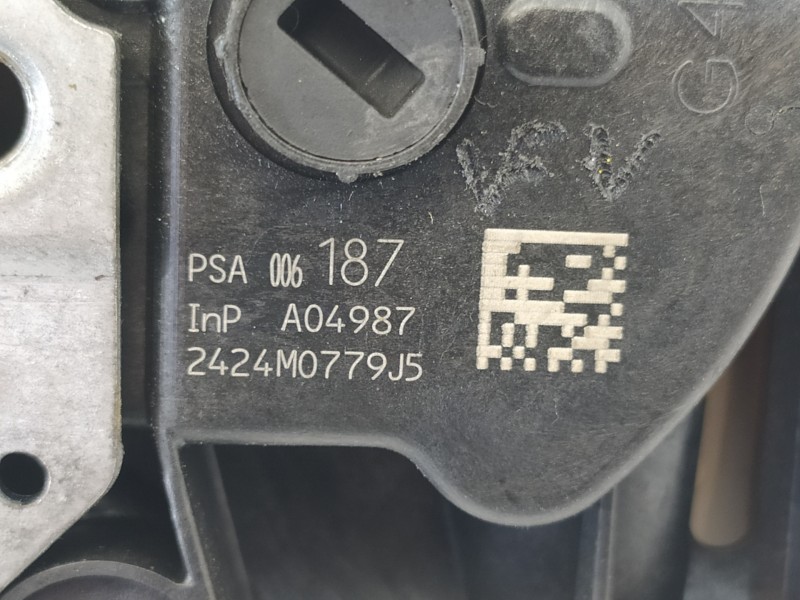 Recambio de cerradura puerta trasera izquierda para citroën c5 station wagon millenium referencia OEM IAM 006187 A04987 2424M077