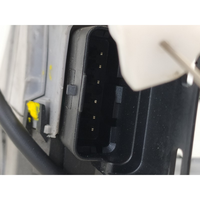 Recambio de cerradura puerta trasera izquierda para citroën c5 station wagon millenium referencia OEM IAM 006187 A04987 2424M077