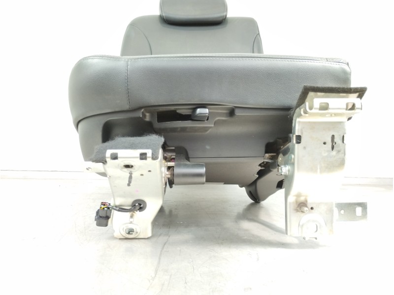 Recambio de asientos trasero derecho para citroën c-crosser xtr referencia OEM IAM   