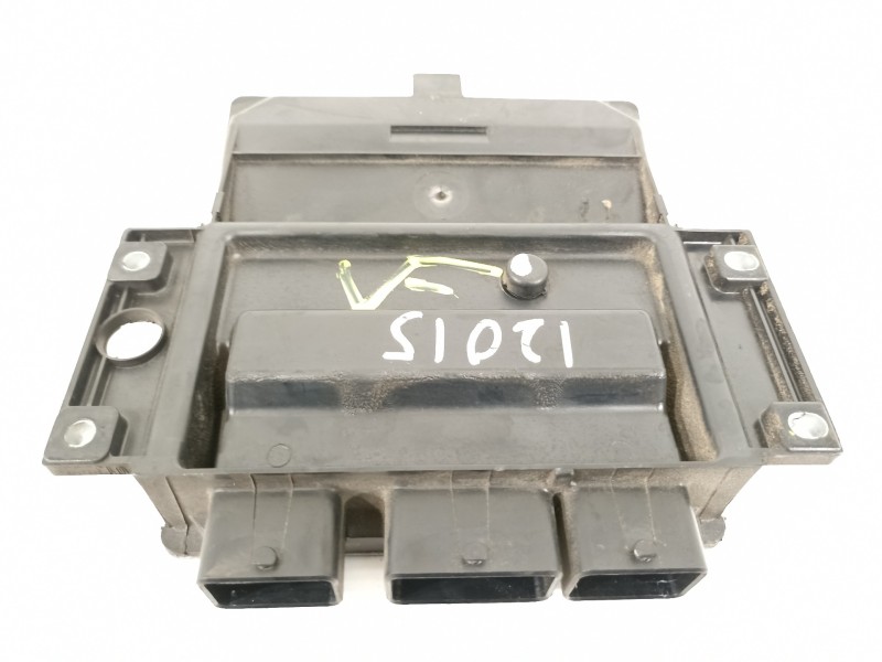 Recambio de centralita motor uce para renault clio iii 20 aniversario referencia OEM IAM 8200399038 8200513163 