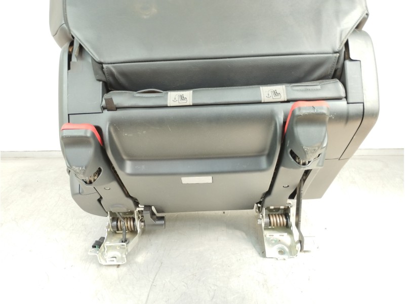 Recambio de asientos trasero izquierdo para citroën c-crosser xtr referencia OEM IAM   
