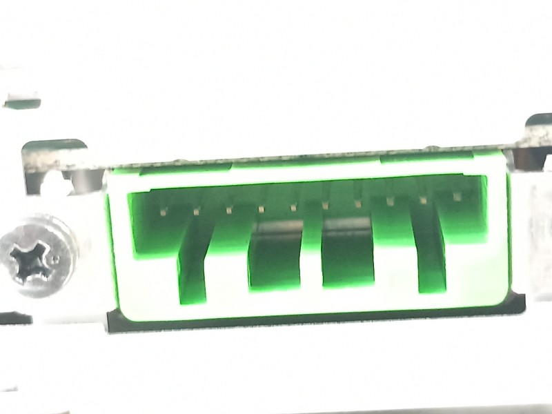 Recambio de sistema navegacion gps para citroën c-crosser xtr referencia OEM IAM 8750A139 8750A090 