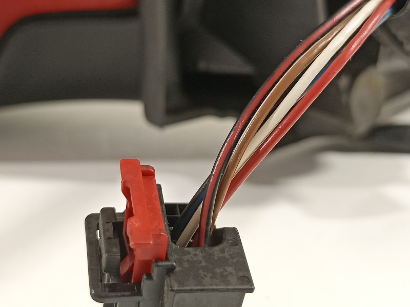 Recambio de retrovisor izquierdo para audi a3 (8p) 2.0 tdi ambiente referencia OEM IAM 8P1858531G  