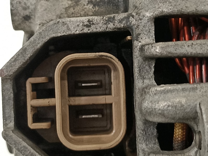 Recambio de alternador para nissan x-trail (t30) comfort referencia OEM IAM 231005M310  