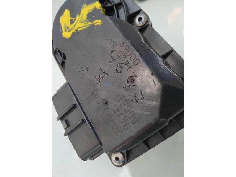 Recambio de caja mariposa para toyota auris luna+ referencia OEM IAM 261000N030  